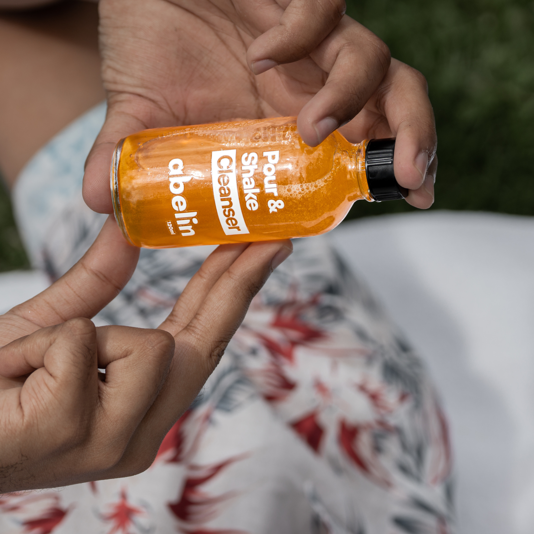 Abelin Cleanser: Gentle, Effective, and Clean to the Core